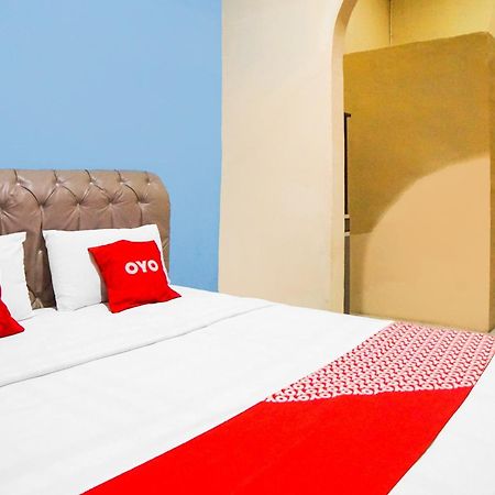 Oyo 92076 Sky Residence Cengkeh Медан Экстерьер фото